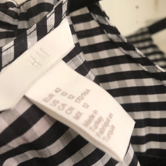 H&M dress - Picture 3 of 5